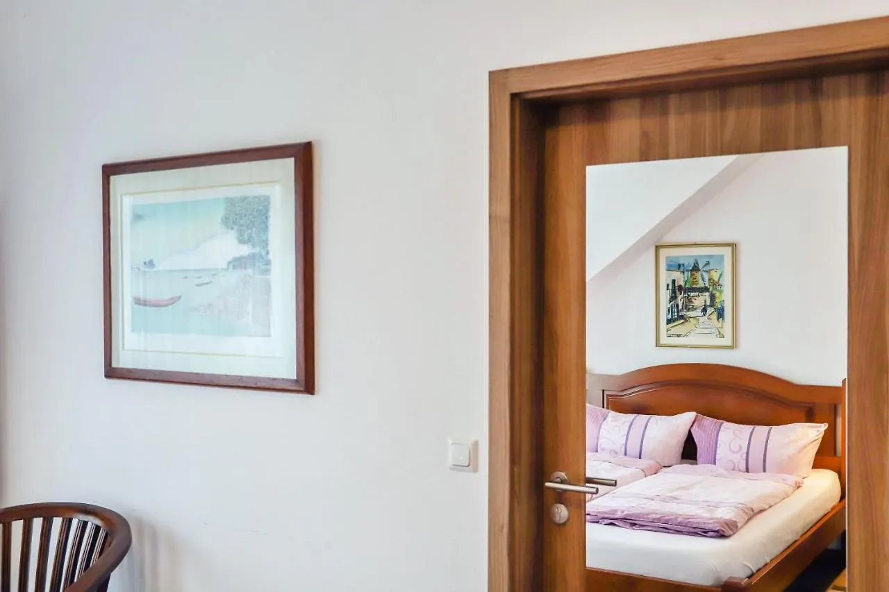 Ferienwohnung Familie Arnhofer Waal Apartment